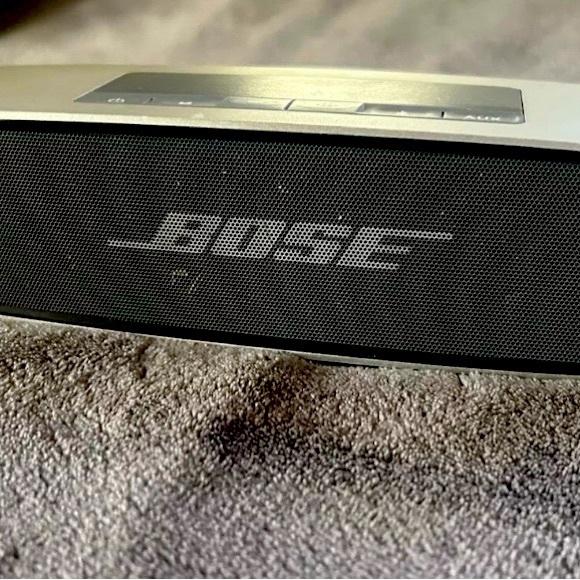 Bose SoundLink Mini II Wireless Bluetooth Speaker - Grey - Picture 5 of 5